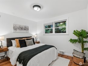 13054 30th Avenue NE, Seattle WA 98125