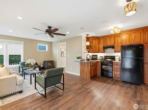 11221 194th Street SE, Snohomish WA 98296