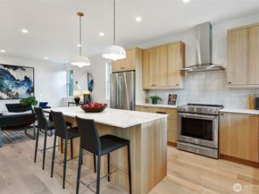 8810 41st Avenue SW, Seattle WA 98136