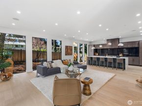1653 105th Avenue SE, Bellevue WA 98004