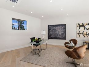 1653 105th Avenue SE, Bellevue WA 98004