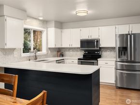 12008 SE 218th Place, Kent WA 98031