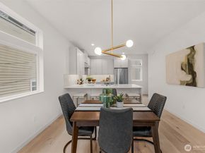 1410 N 47th Street A, Seattle WA 98103