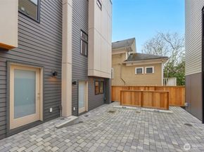 1410 N 47th Street A, Seattle WA 98103