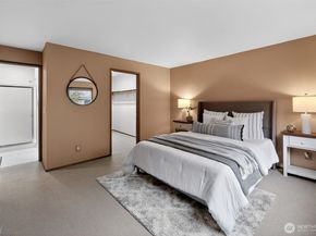 1101 Harbor Avenue SW 2D, Seattle WA 98116