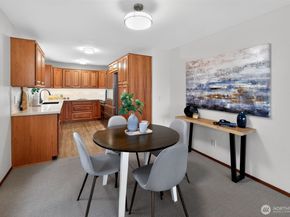 1101 Harbor Avenue SW 2D, Seattle WA 98116