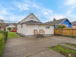 535 Morris Avenue S, Renton WA 98057