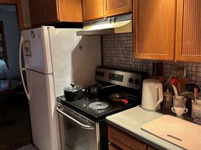 7033 S 116th Place, Seattle WA 98178