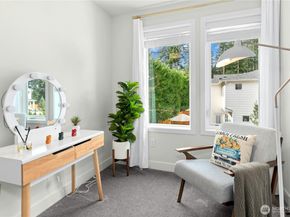 118 171st Place SW B, Bothell WA 98012