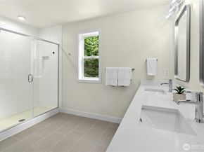 118 171st Place SW B, Bothell WA 98012
