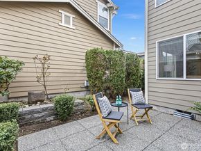 21813 38th Drive SE 5, Bothell WA 98021