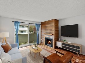 1150 Sunset Boulevard NE 220, Renton WA 98056