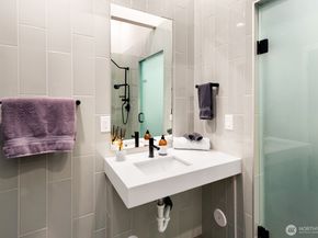 3026 SW Charlestown Street C, Seattle WA 98126