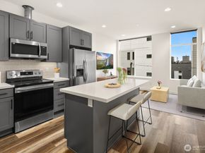 3026 SW Charlestown Street C, Seattle WA 98126
