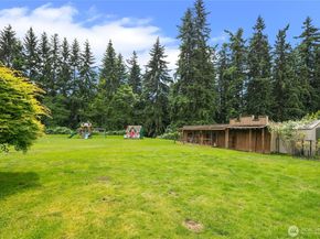 20727 SE 24th Street, Sammamish WA 98075