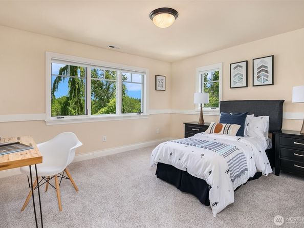 20727 SE 24th Street, Sammamish WA 98075