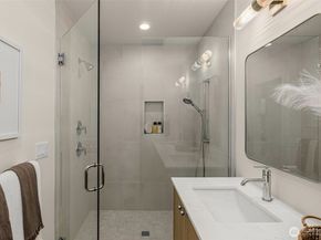 2103 SW Genesee Street, Seattle WA 98106