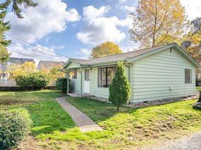 615 SW 124th Street, Seattle WA 98146