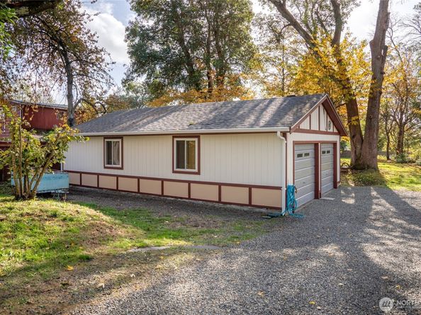 615 SW 124th Street, Seattle WA 98146