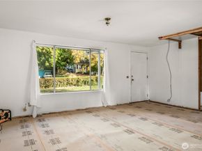 615 SW 124th Street, Seattle WA 98146