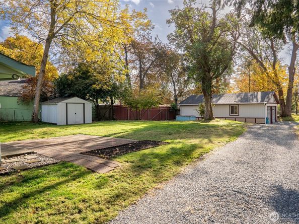 615 SW 124th Street, Seattle WA 98146