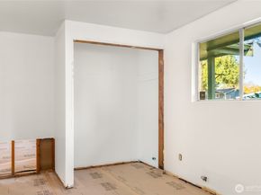 615 SW 124th Street, Seattle WA 98146