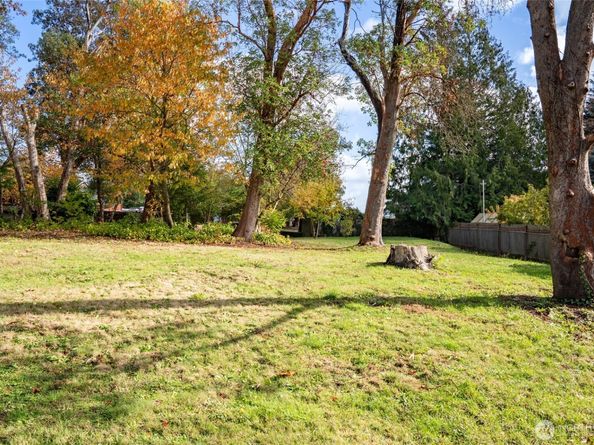 615 SW 124th Street, Seattle WA 98146