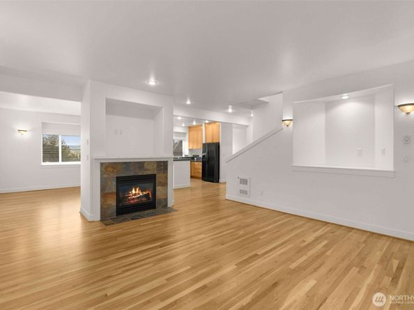 3322 S Holly Street, Seattle WA 98118