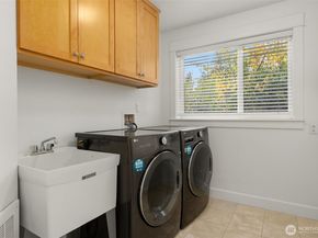 3322 S Holly Street, Seattle WA 98118