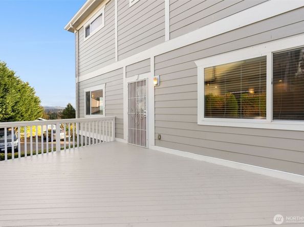 3322 S Holly Street, Seattle WA 98118