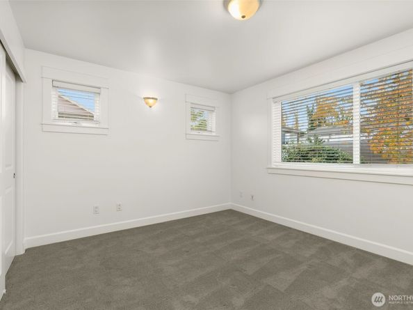 3322 S Holly Street, Seattle WA 98118