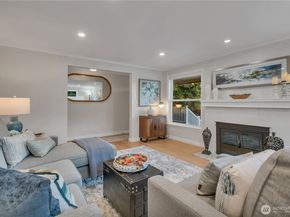 15543 11th Avenue NE, Shoreline WA 98155