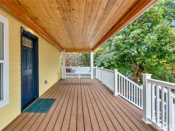 15543 11th Avenue NE, Shoreline WA 98155