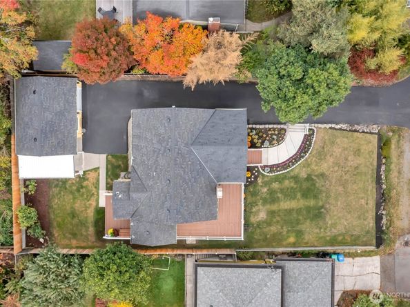 15543 11th Avenue NE, Shoreline WA 98155