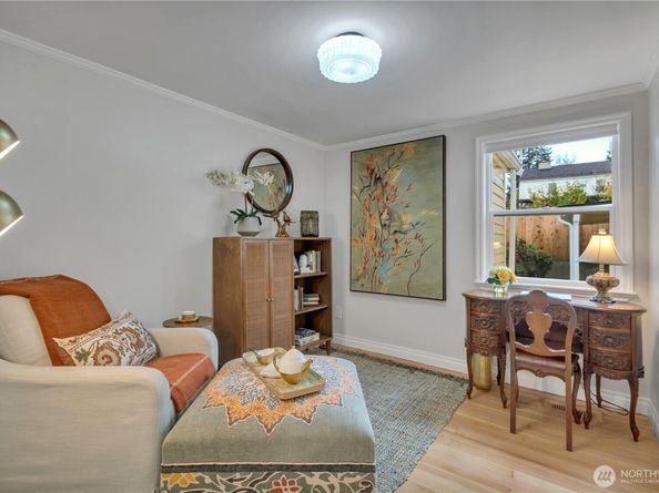 15543 11th Avenue NE, Shoreline WA 98155