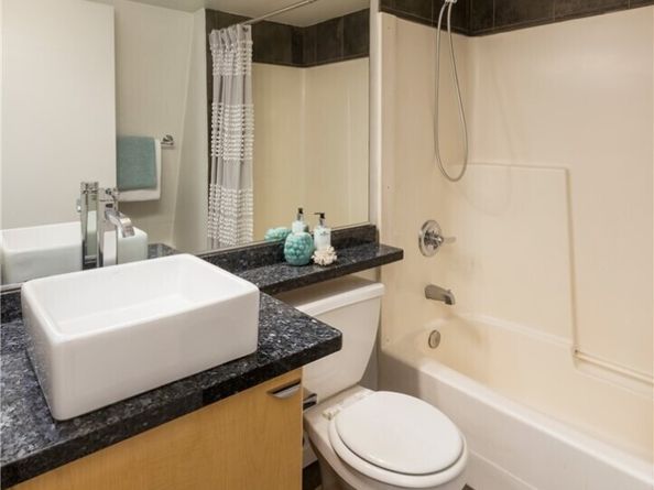 425 Vine Street 721, Seattle WA 98121