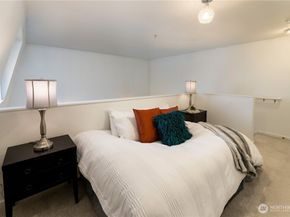 425 Vine Street 721, Seattle WA 98121