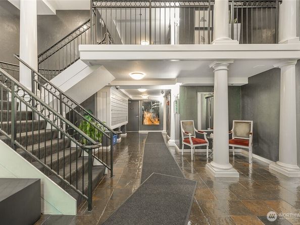 425 Vine Street 721, Seattle WA 98121