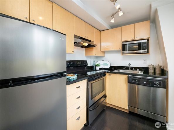 425 Vine Street 721, Seattle WA 98121