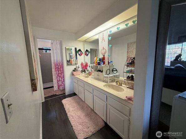 8408 18th Avenue W 2104, Everett WA 98204