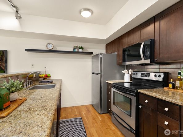 1620 Belmont Ave 529, Seattle WA 98122