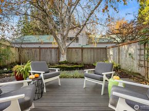 171 Wallace Way NE B, Bainbridge Island WA 98110