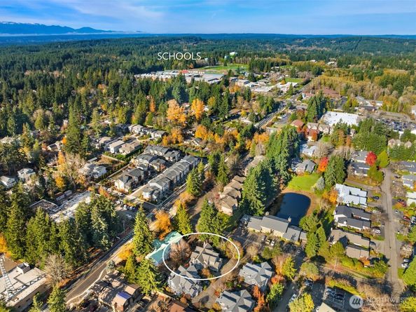 171 Wallace Way NE B, Bainbridge Island WA 98110