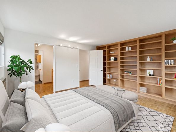 1964 26th Avenue W 203, Seattle WA 98199