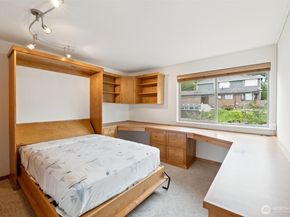 1964 26th Avenue W 203, Seattle WA 98199