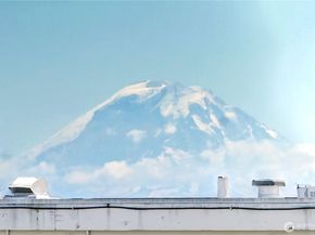 2636 22nd Avenue W 203, Seattle WA 98199