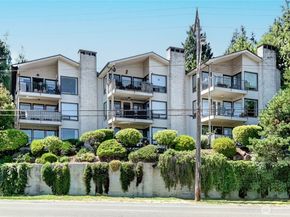 2636 22nd Avenue W 203, Seattle WA 98199