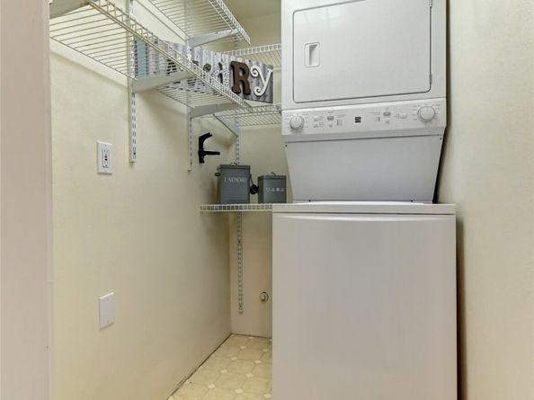 2636 22nd Avenue W 203, Seattle WA 98199