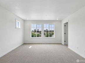 24229 13th Avenue SE CR27, Bothell WA 98021