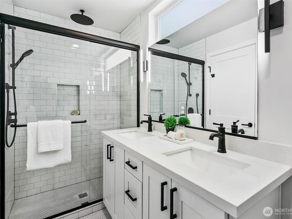 1525 C 17th Avenue S, Seattle WA 98144